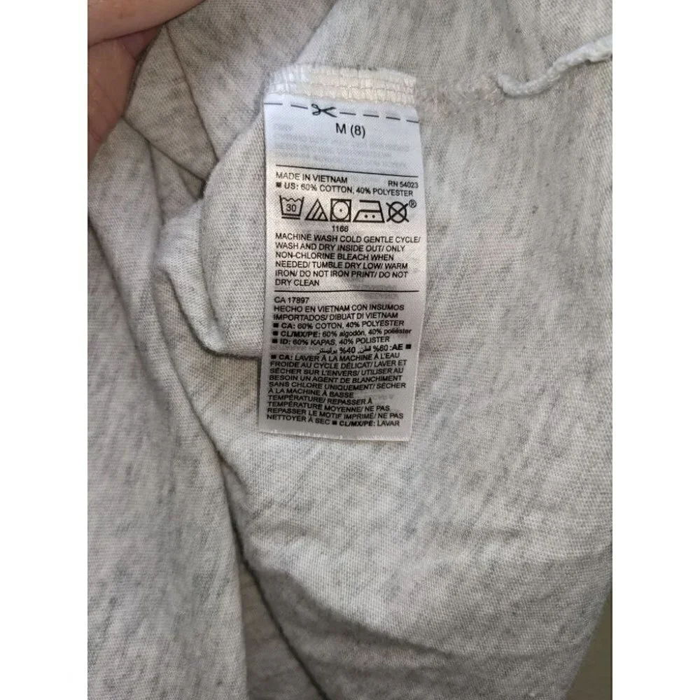 Old Navy Kids Medium(8) Gray T-Shirt